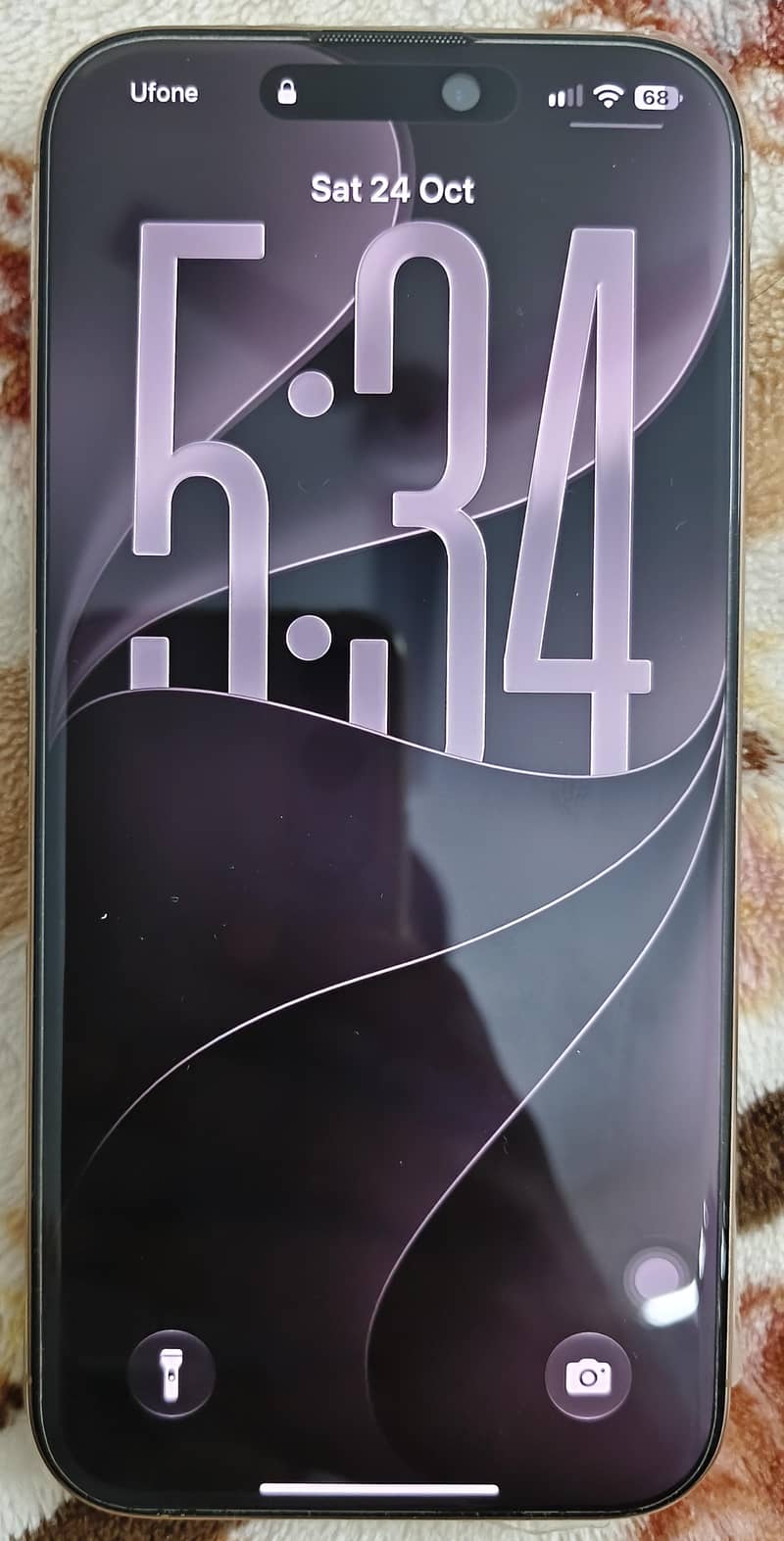Apple iPhone 16 Pro Max 1