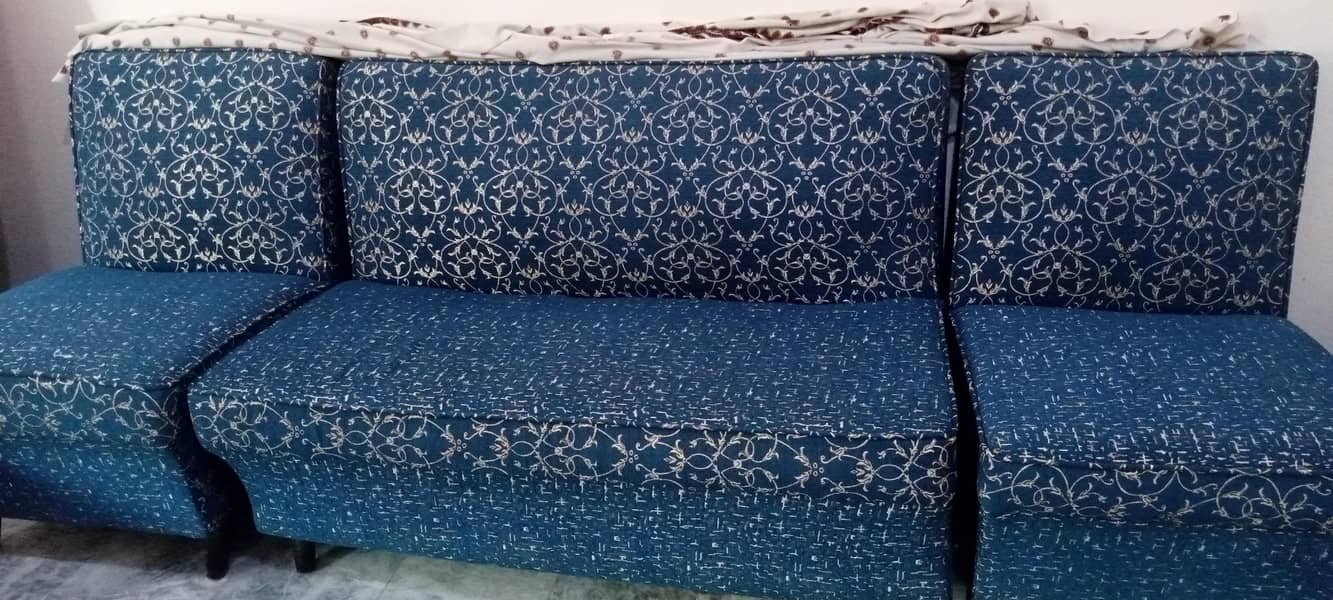 Bed with two side tables 8