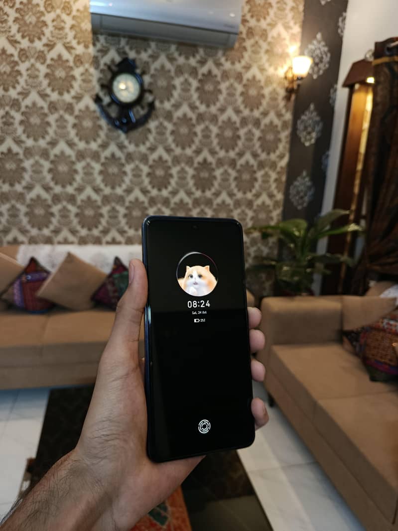 TECNO CAMON 2O PRO 1