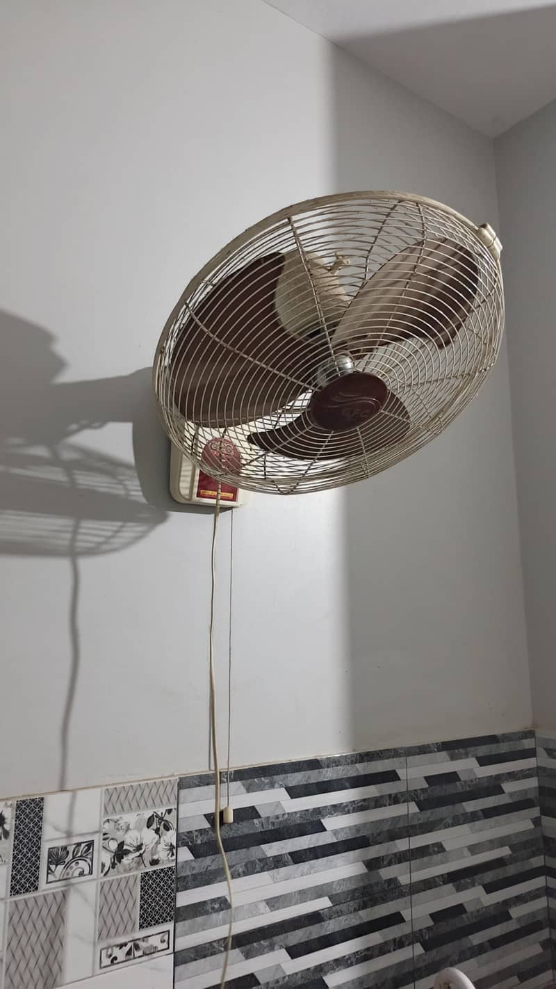 Gfc Bracket fan 2