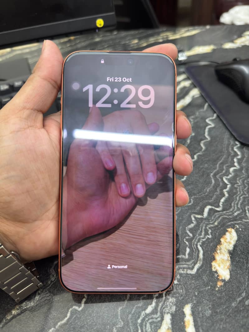Apple iPhone 17 Pro Max 6