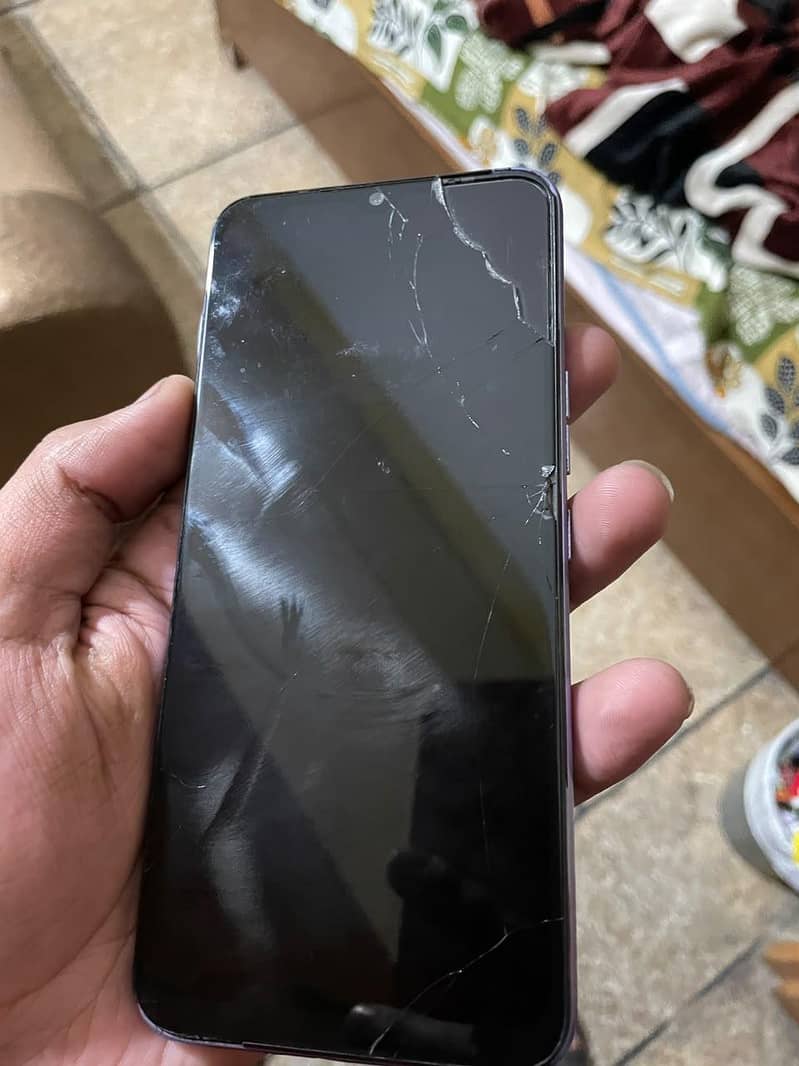 Tecno Spark 8C 1