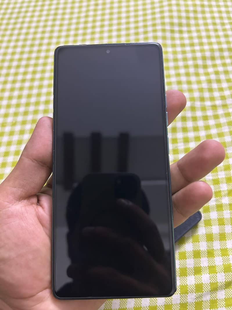 Tecno CAMON 40 7