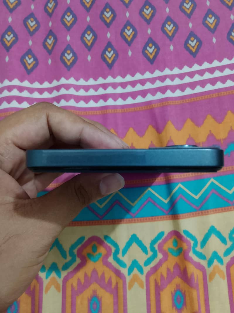 Realme C65 8/256 4