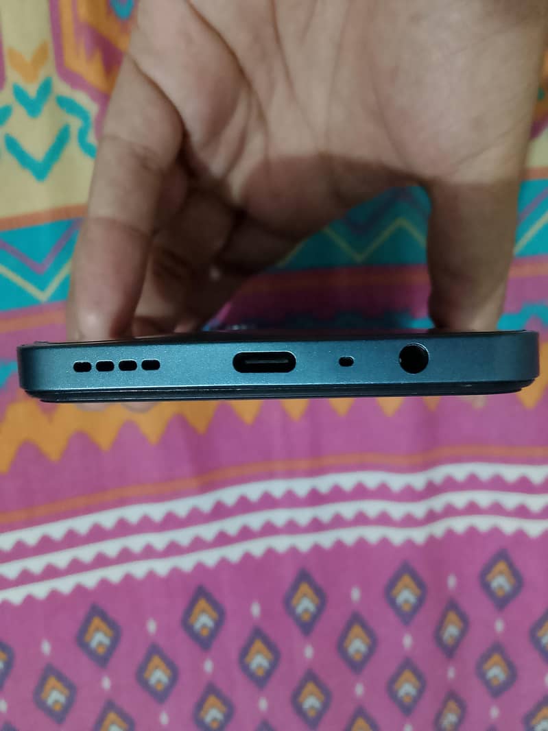 Realme C65 8/256 5