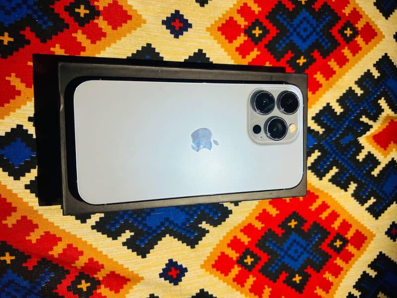 Apple iPhone 13 Pro 1