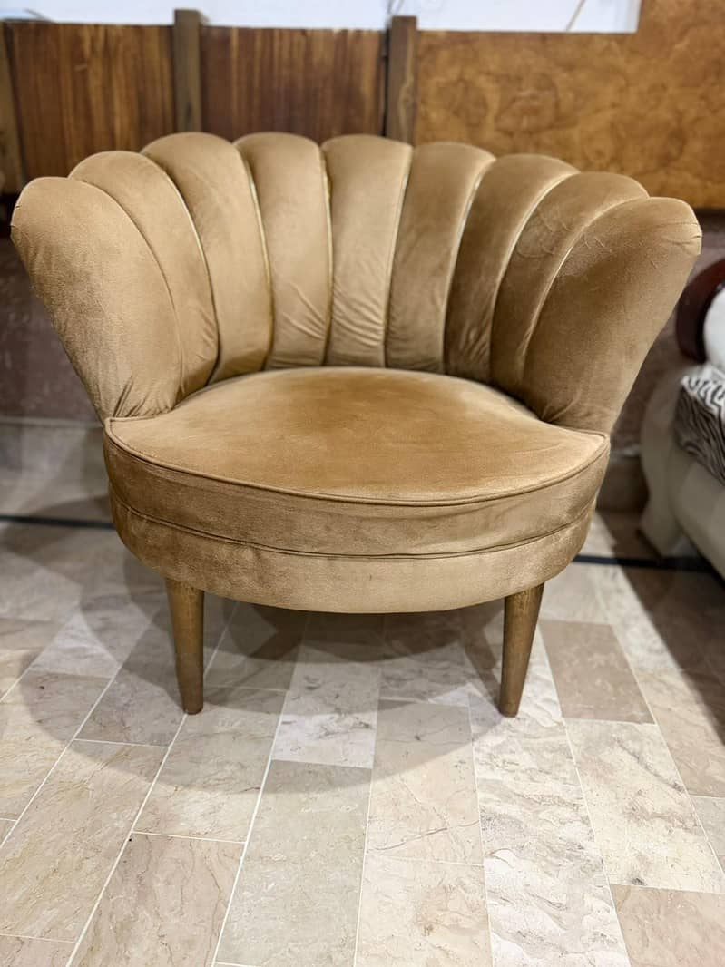 flower chairs 1
