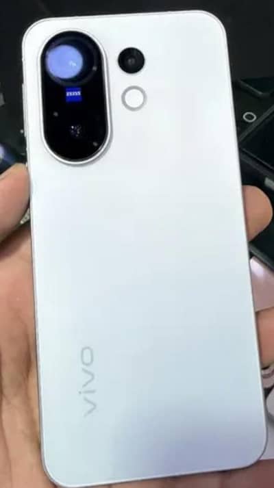 Vivo x200 FE