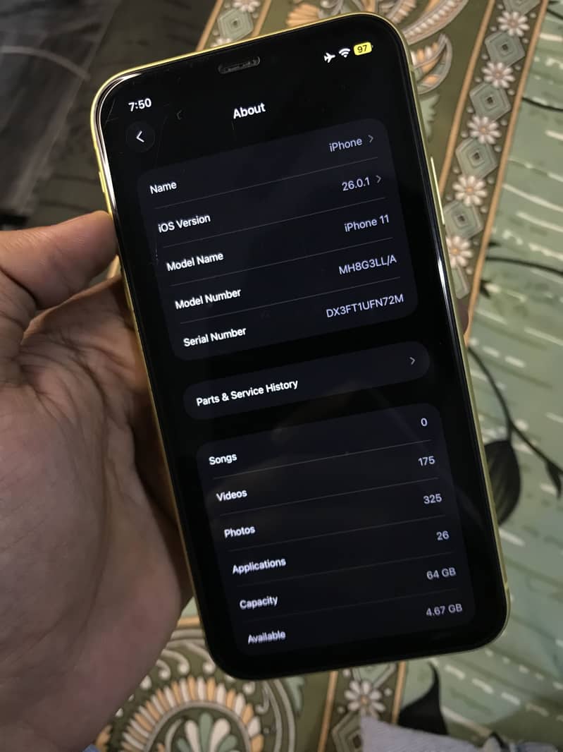 Apple iPhone 11 4