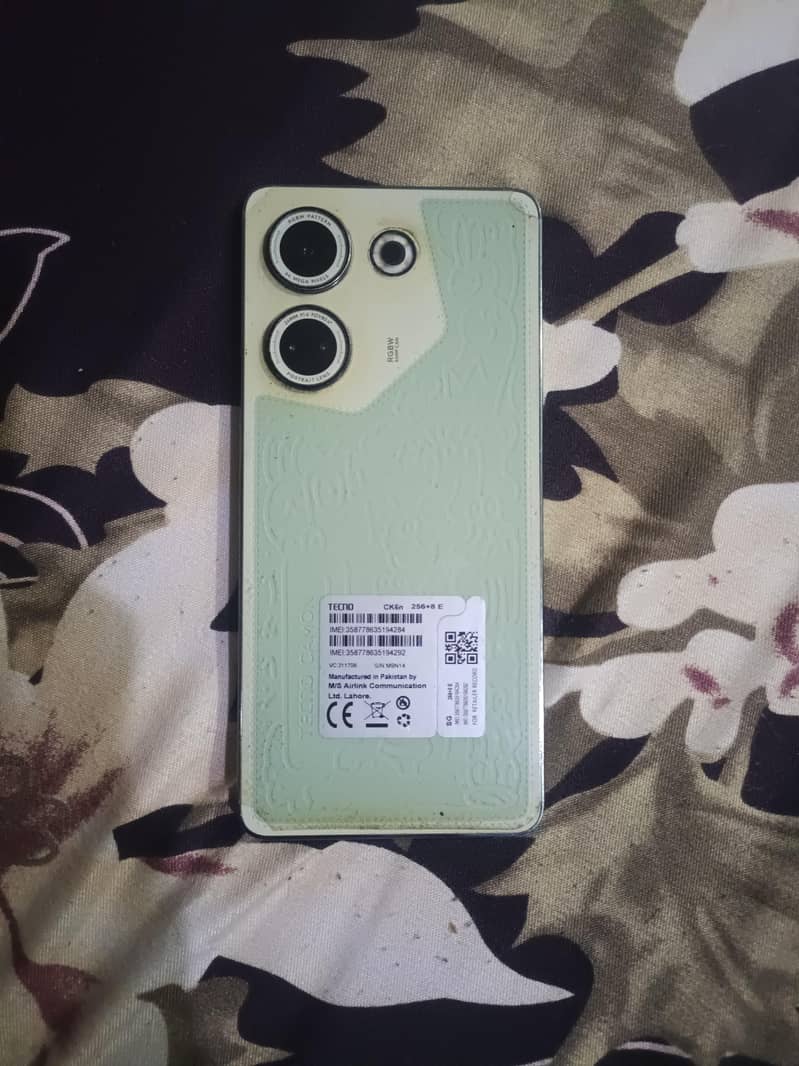 Tecno CAMON 20 0