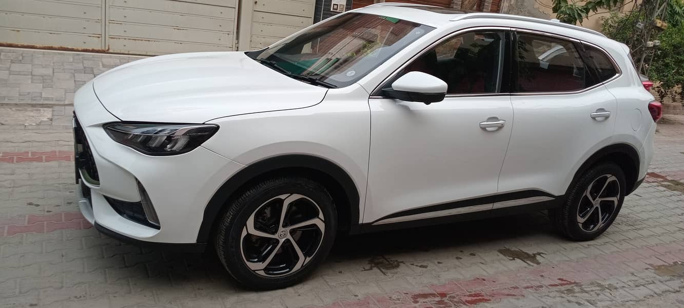 MG HS 2026 2