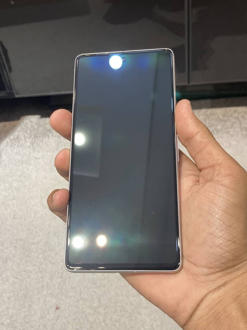 Google Pixel 7 4