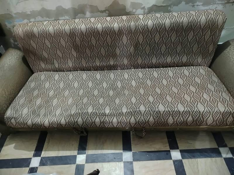 sofa combed condition 10/8 1