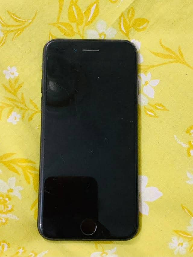 Apple iPhone SE 5