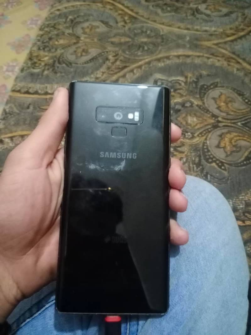 Samsung Mobile Note 9 6