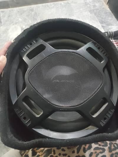 subwoofer with builtain emplifire