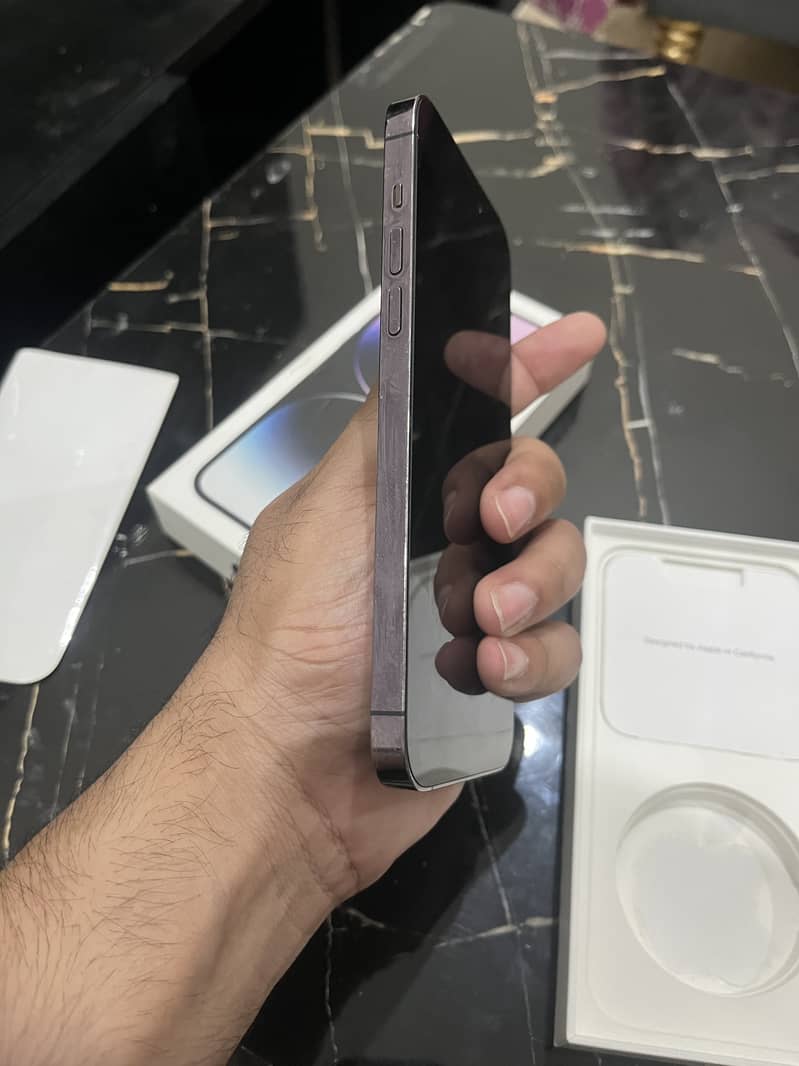 Apple iPhone 14 Pro Max 2