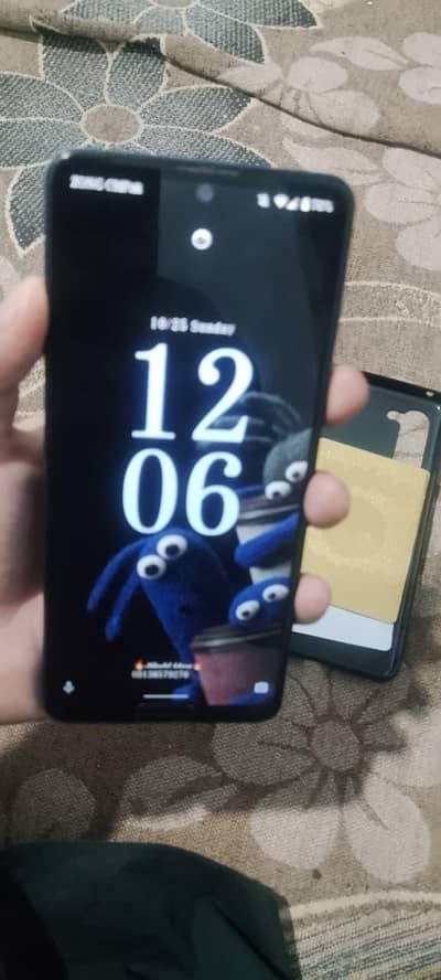 Sharp Aquos R5G