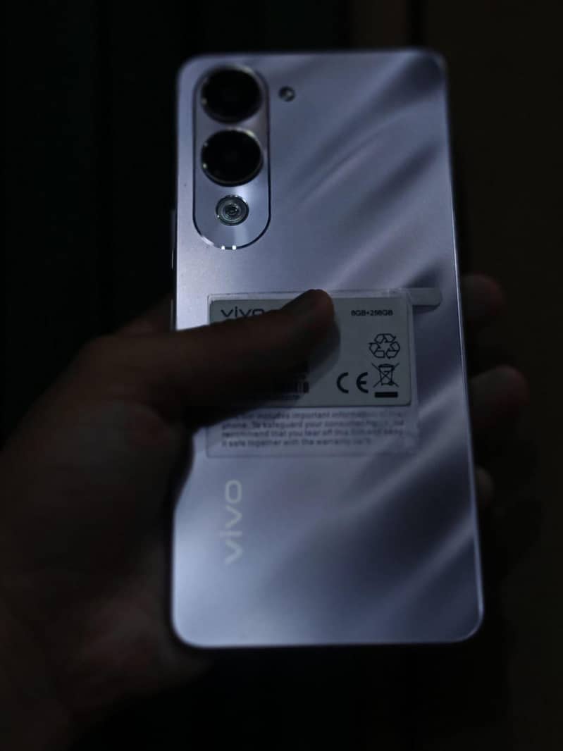 5g phone. . . 4