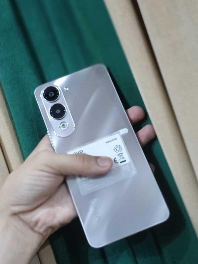 5g phone. . . 6