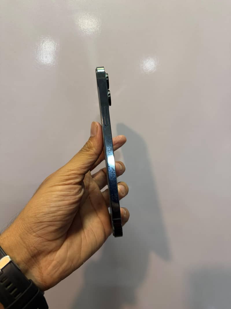 IPhone 13 Pro 4