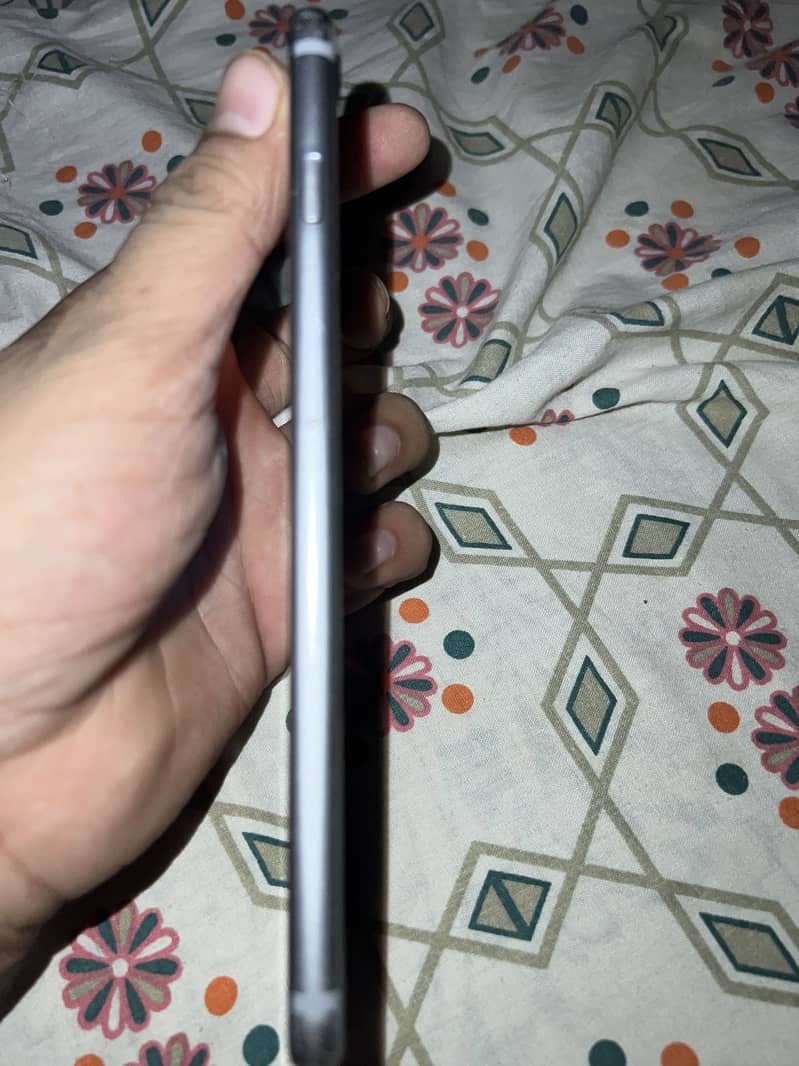 Apple iPhone 6S Plus . pta 1