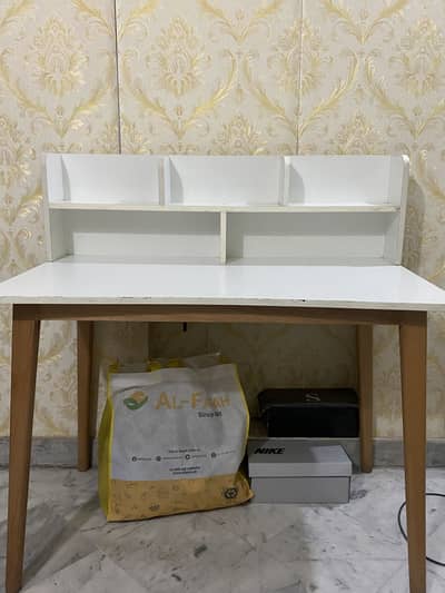 Office/Study Table