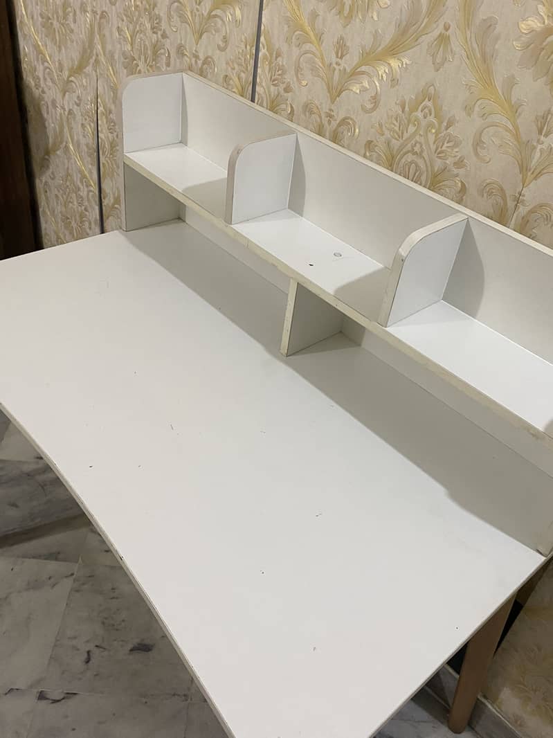 Office/Study Table 3