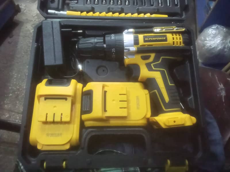 Screw driver or drilling machine 2