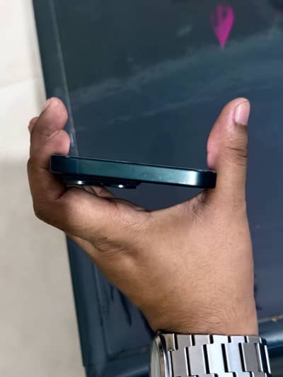 Apple iPhone 15 Pro Max Sim Locked