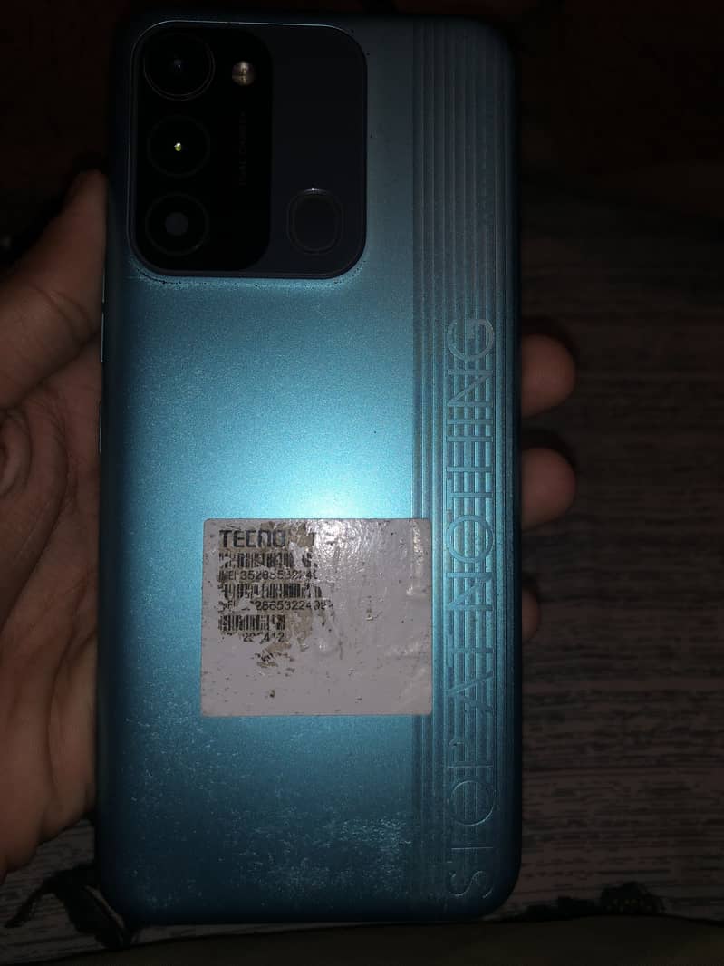 Techno spark 8c 0