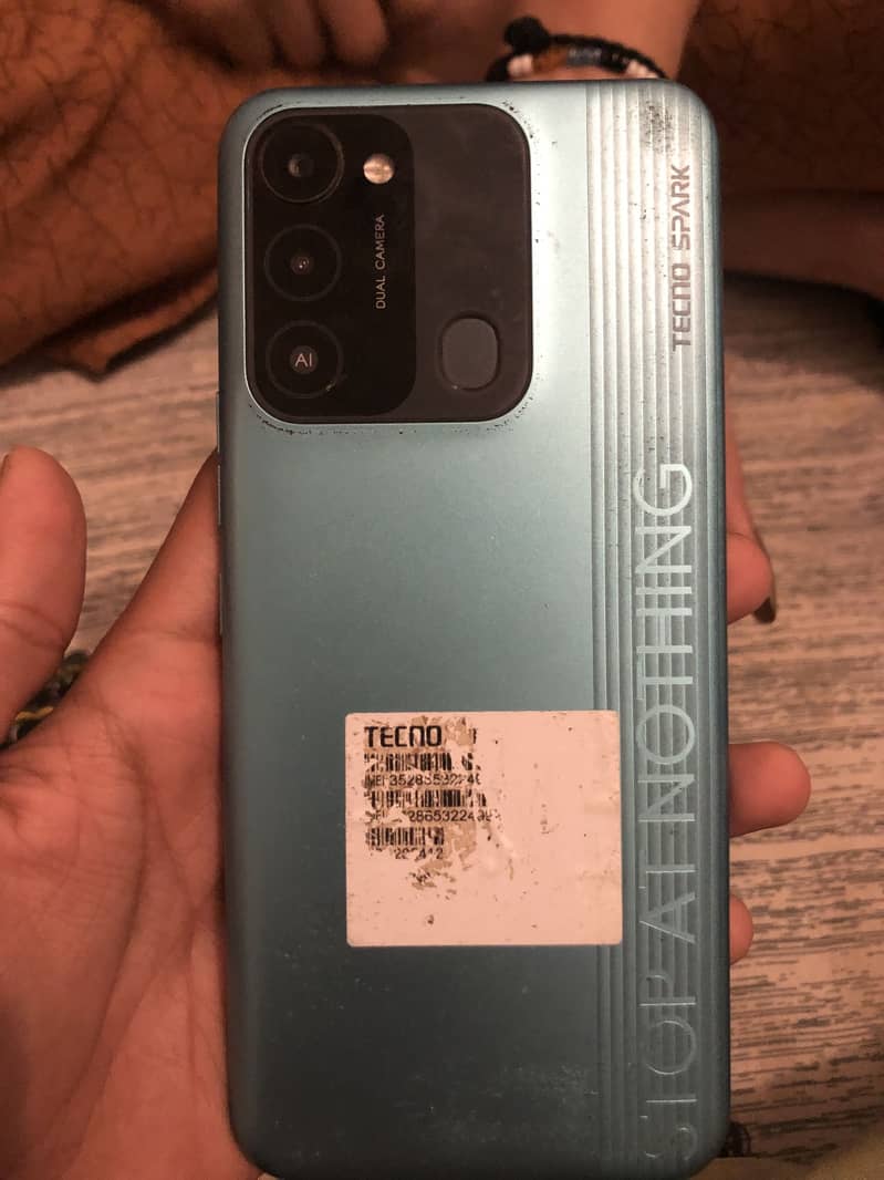 Techno spark 8c 1
