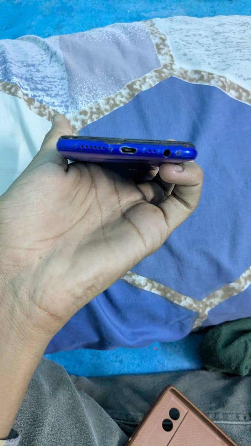 Realme C2 5