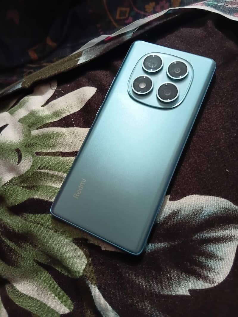 Xiaomi Redmi Note 14 Pro 1