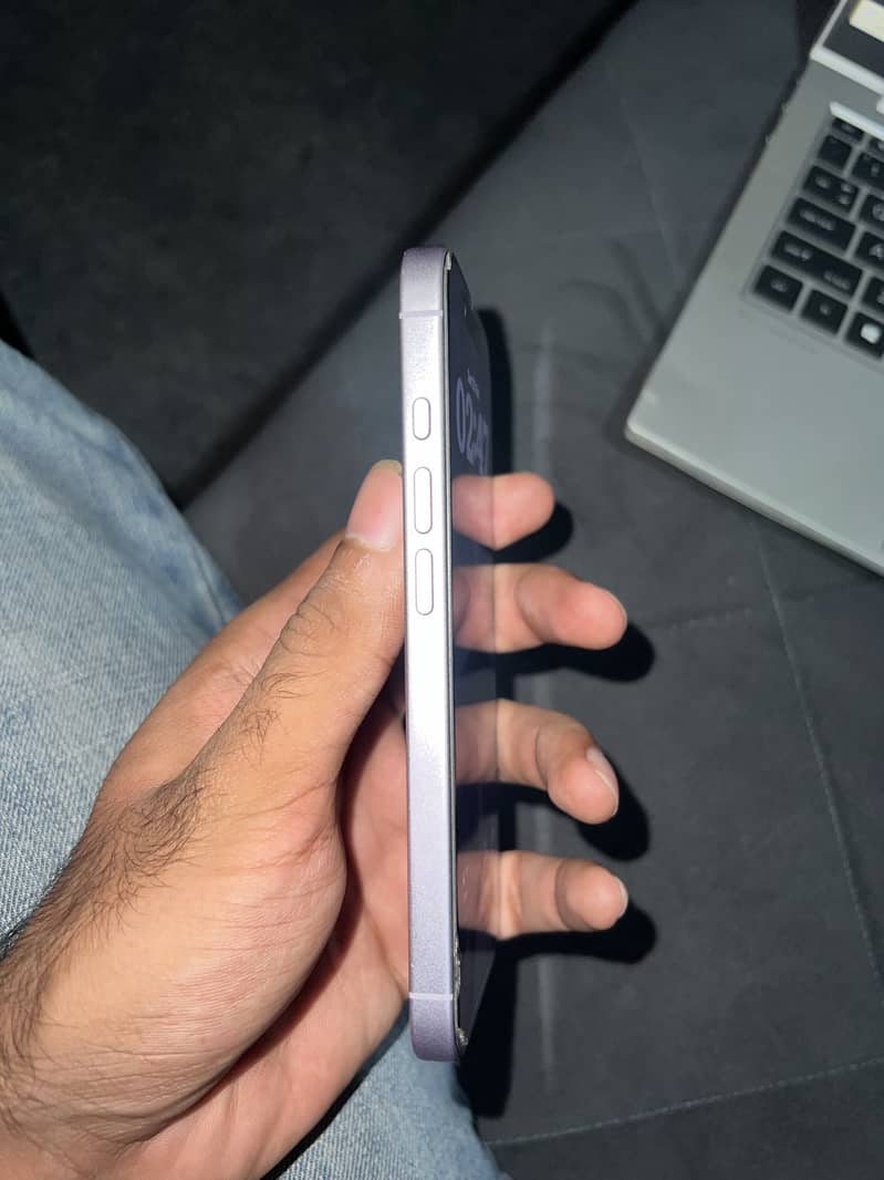 Apple iPhone 17 JV 10/10 condition 5