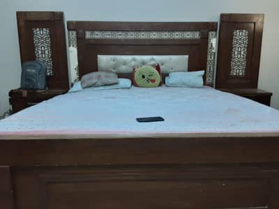 4-Piece Bedroom Furniture Set for Sale