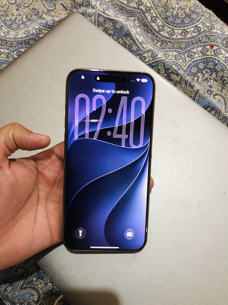Apple iPhone 15 Pro Max 3