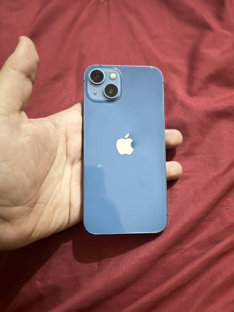 Apple iPhone 13 6