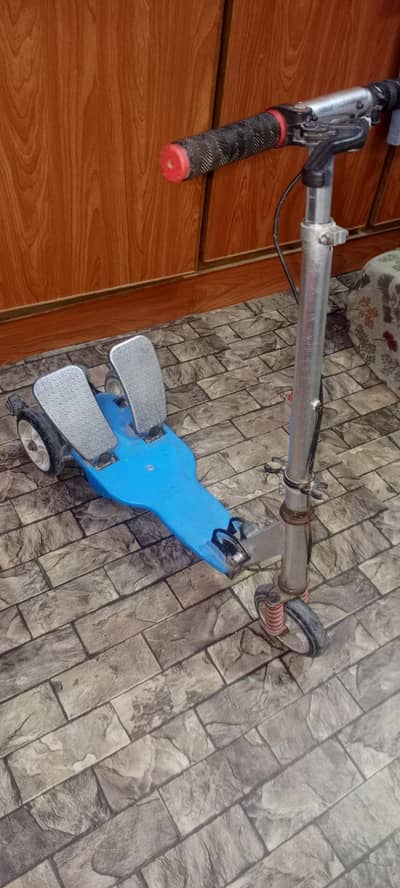 pandel scooty