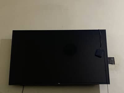 Tcl 55 inch Android but old version Android box ky sth ha ok