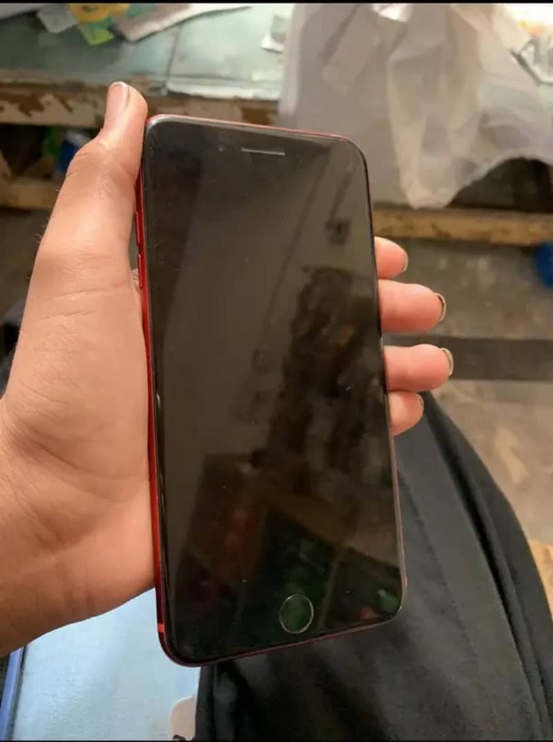 iPhone 8 Plus 64GB 1