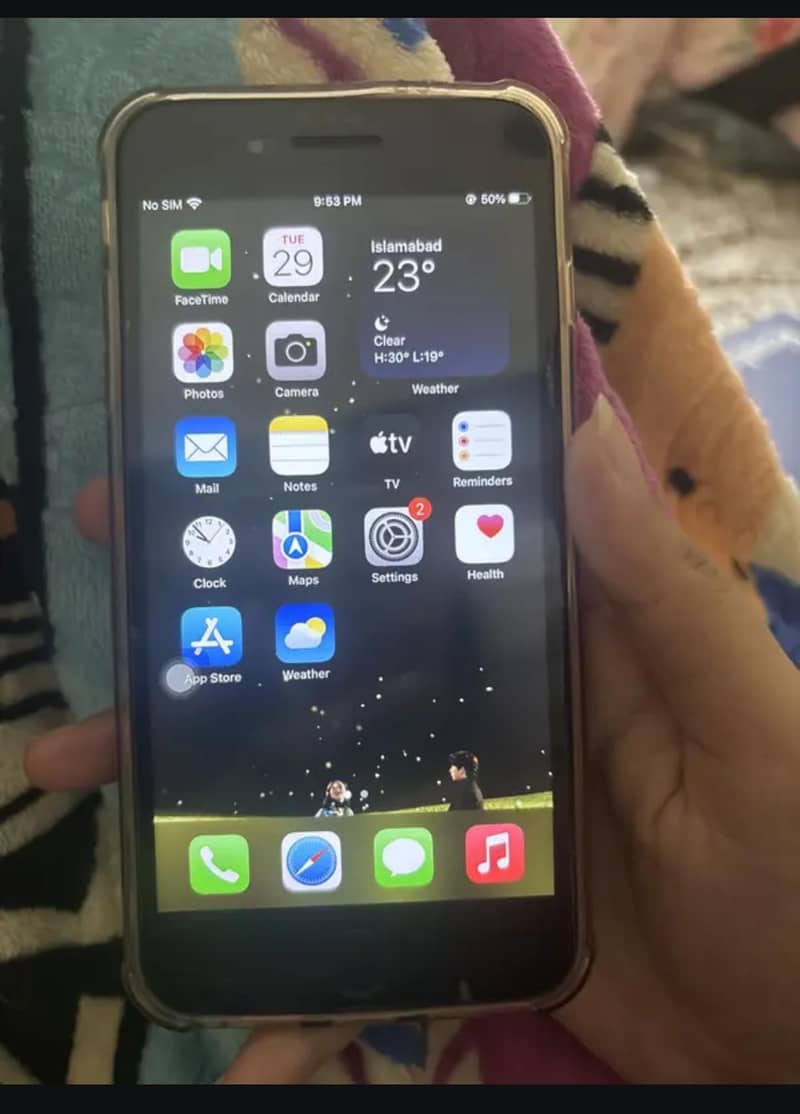 iPhone 8 Plus 64GB 3