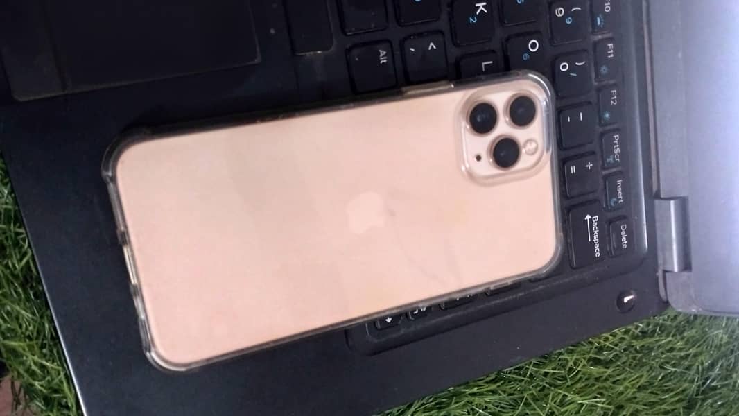 Apple iPhone 11 Pro 0