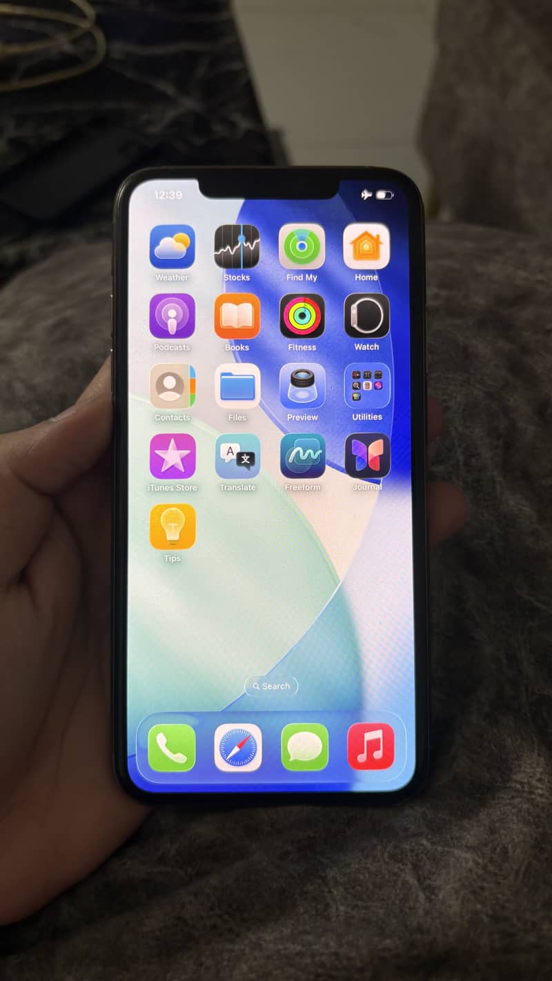 Apple iPhone 11 Pro Max 1