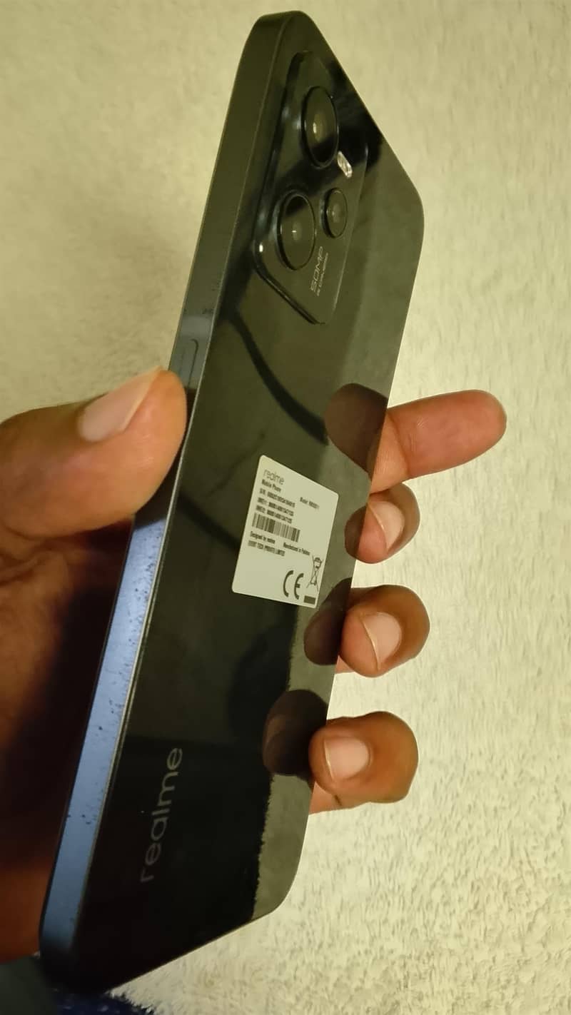 Realme C35 1
