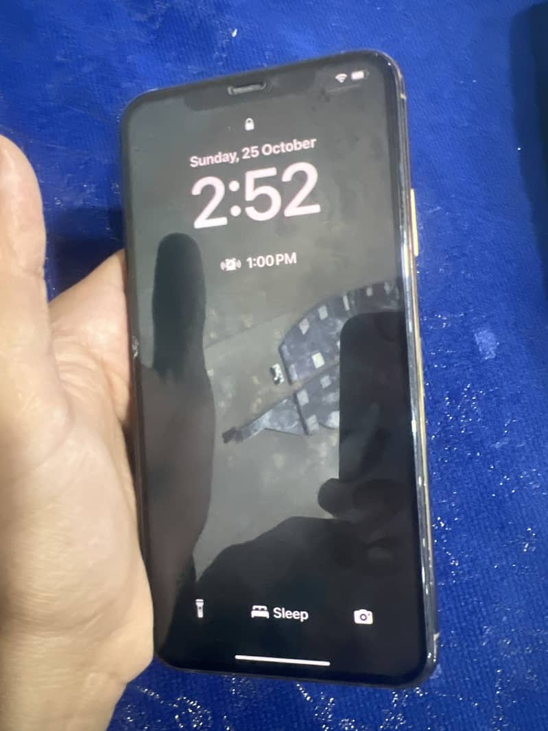 Apple iPhone 11 Pro Max 5