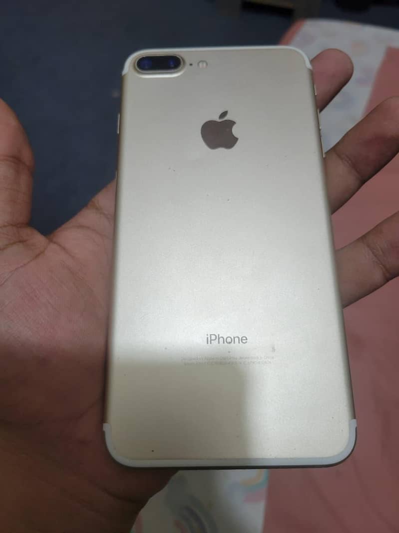 Apple iPhone 7 Plus 0