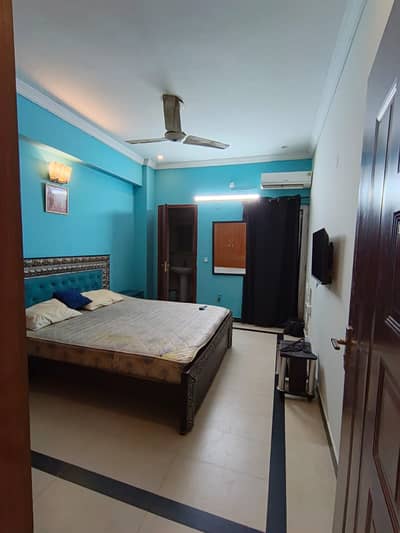 1 bed rooms for sale bohat he monasib pric par