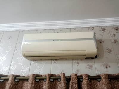 ORIENT 1 TON AC
