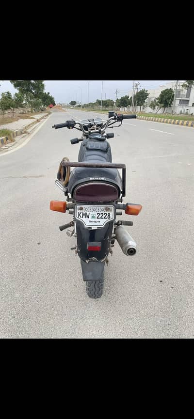 Suzuki gs 150